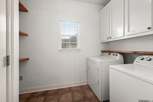 19036 Vignes Lake Ave, Baton Rouge, LA 70817