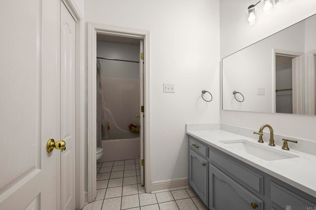 19036 Vignes Lake Ave, Baton Rouge, LA 70817