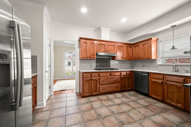 19036 Vignes Lake Ave, Baton Rouge, LA 70817