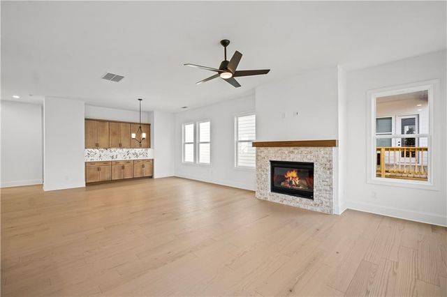 1055 Winding Branch Drive, Canton, GA 30114