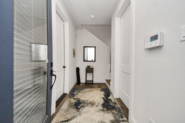 3905 Pinemont Drive E, Houston, TX 77018