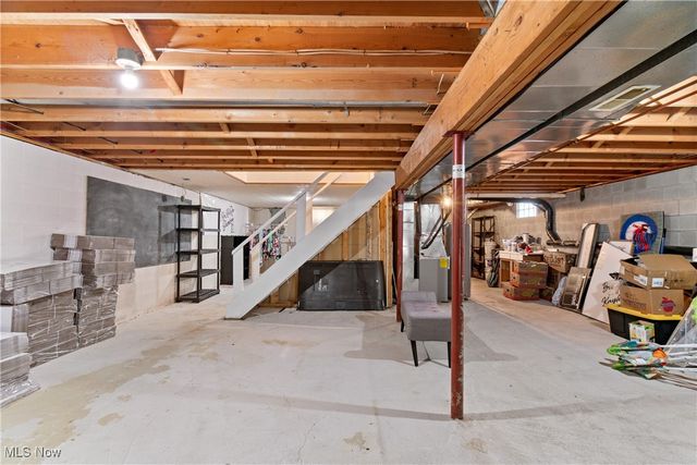 749 Fairview Avenue, Barberton, OH 44203