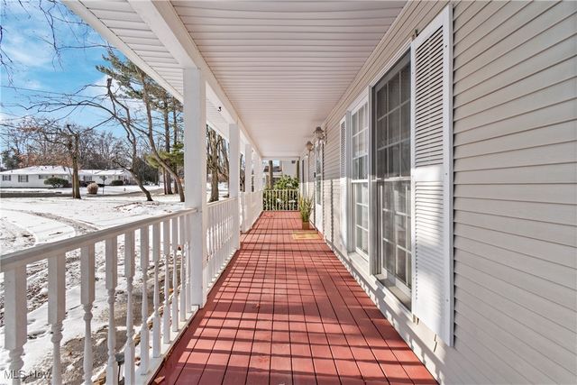 749 Fairview Avenue, Barberton, OH 44203