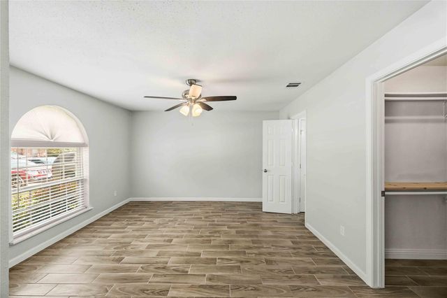5522 Bridgegate Drive, Spring, TX 77373