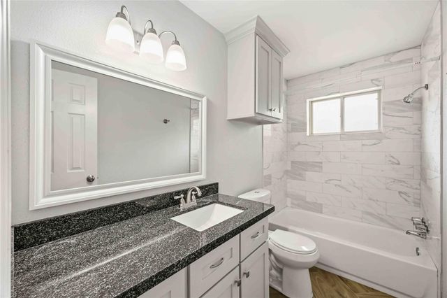 5522 Bridgegate Drive, Spring, TX 77373