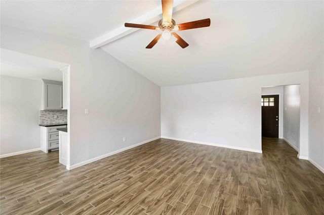 5522 Bridgegate Drive, Spring, TX 77373