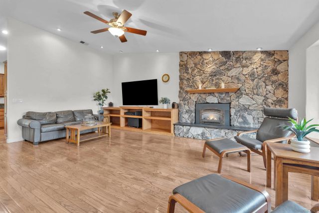 23540 Oriente Way, Ramona, CA 92065