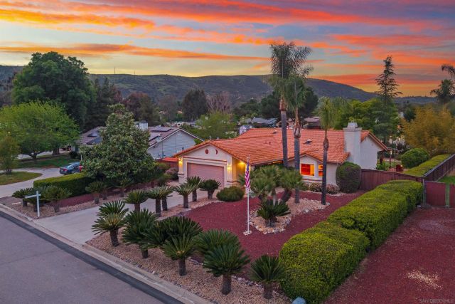 23540 Oriente Way, Ramona, CA 92065