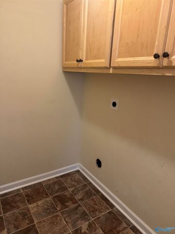 501 College Street, Hartselle, AL 35640