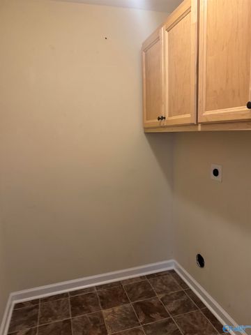 501 College Street, Hartselle, AL 35640