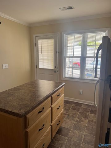 501 College Street, Hartselle, AL 35640