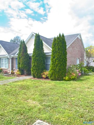 501 College Street, Hartselle, AL 35640