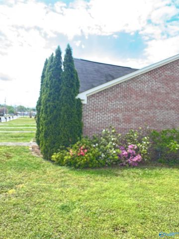 501 College Street, Hartselle, AL 35640