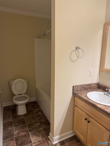 501 College Street, Hartselle, AL 35640