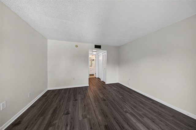 711 N Pine Island Road, Plantation, FL 33324