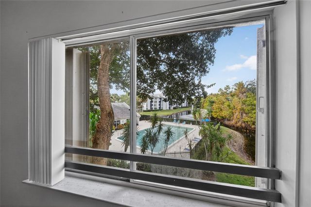 711 N Pine Island Road, Plantation, FL 33324