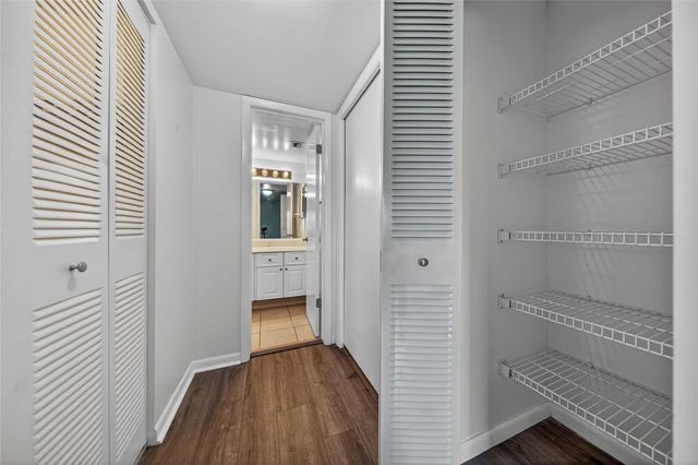 711 N Pine Island Road, Plantation, FL 33324