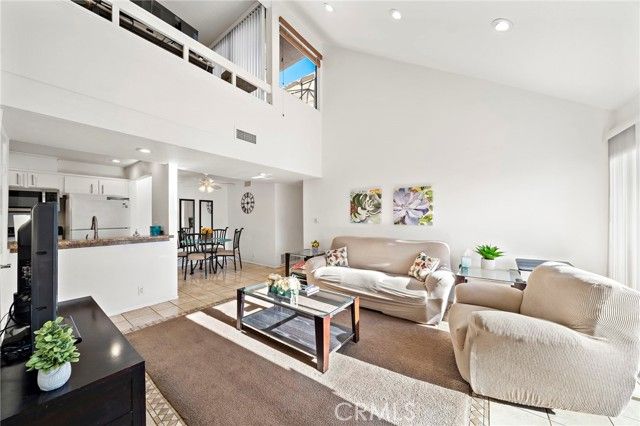 25761 Le Parc 82, Lake Forest (el Toro), CA 92630