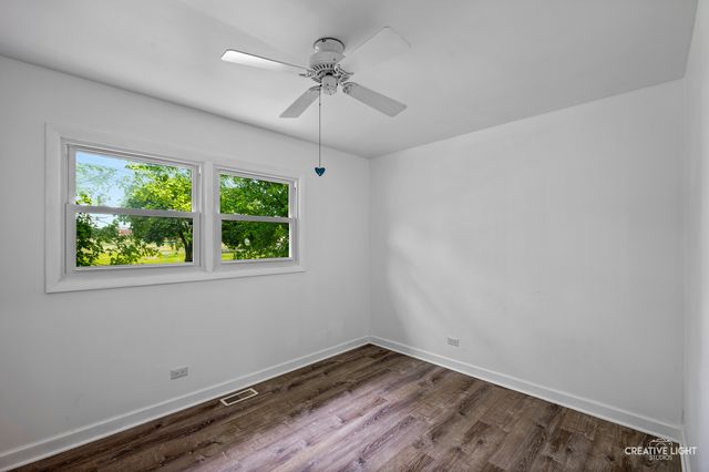 110 Delaware Drive, Bolingbrook, IL 60440