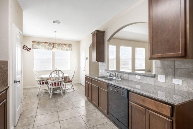 1486 Foshee Court, Alvin, TX 77511