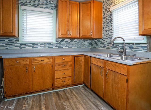 718 Virginia Avenue, Akron, OH 44306