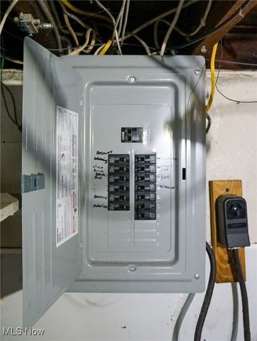 718 Virginia Avenue, Akron, OH 44306