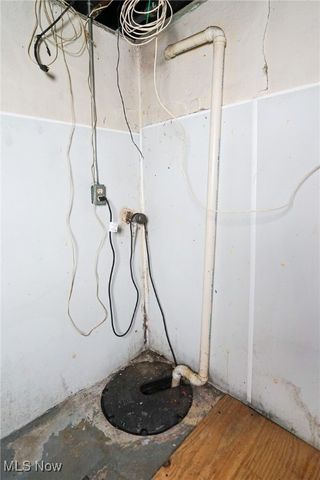 718 Virginia Avenue, Akron, OH 44306