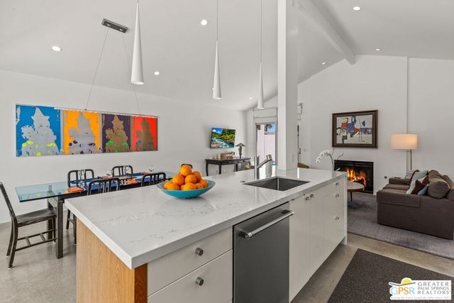 541 N Cantera Circle, Palm Springs, CA 92262
