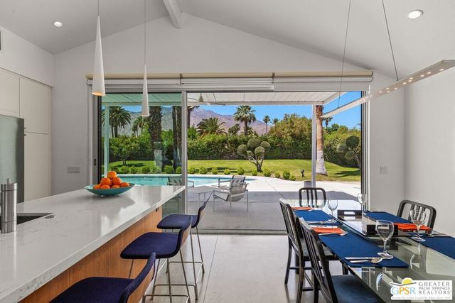 541 N Cantera Circle, Palm Springs, CA 92262