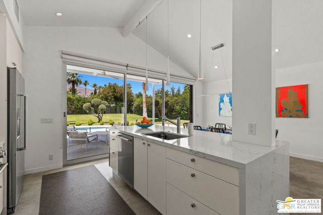 541 N Cantera Circle, Palm Springs, CA 92262