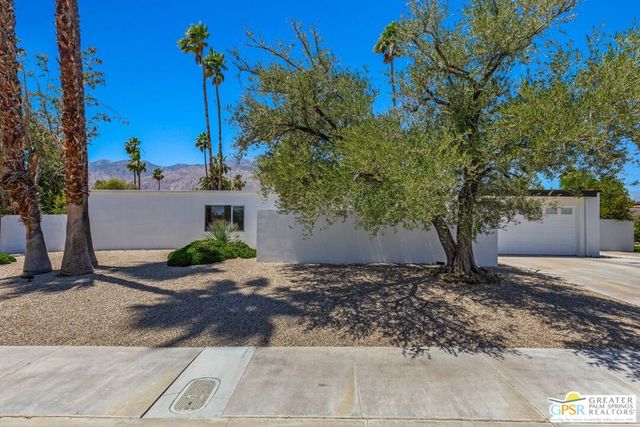 541 N Cantera Circle, Palm Springs, CA 92262