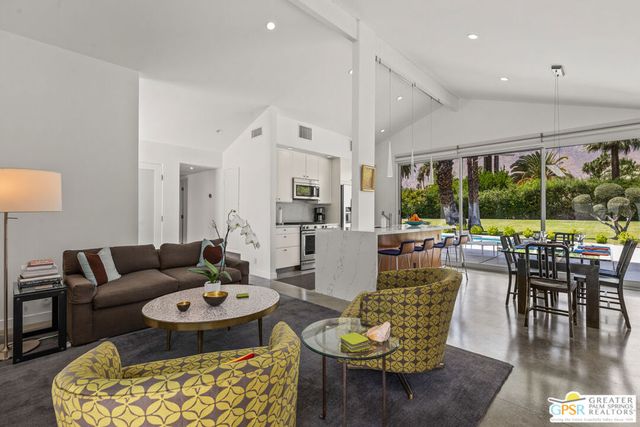 541 N Cantera Circle, Palm Springs, CA 92262