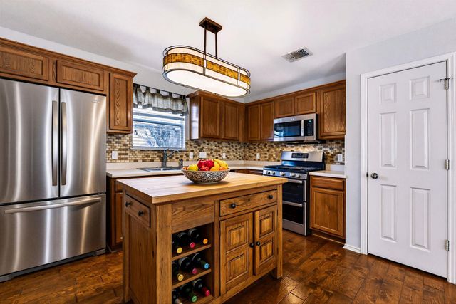 1421 Davis Mountain LOOP, Cedar Park, TX 78613