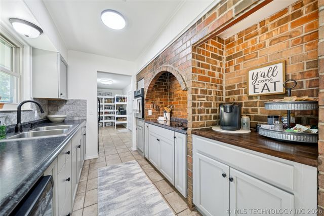 36283 E 121st Street S, Coweta, OK 74429