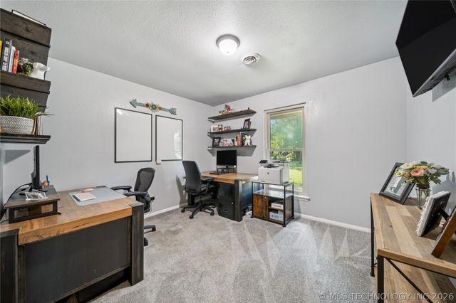 36283 E 121st Street S, Coweta, OK 74429