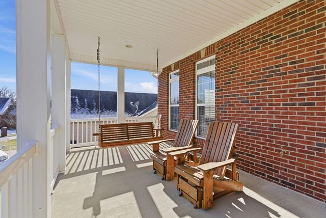 180 Lakeshore Circle, Georgetown, KY 40324