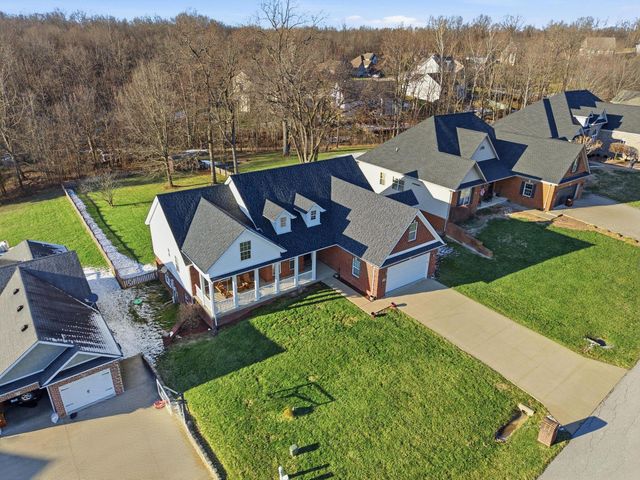 180 Lakeshore Circle, Georgetown, KY 40324