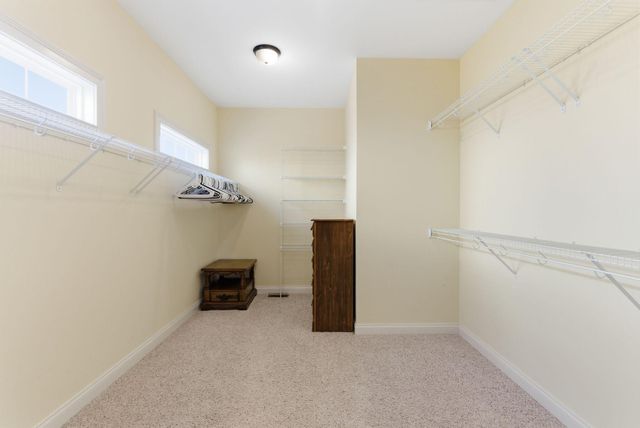 180 Lakeshore Circle, Georgetown, KY 40324