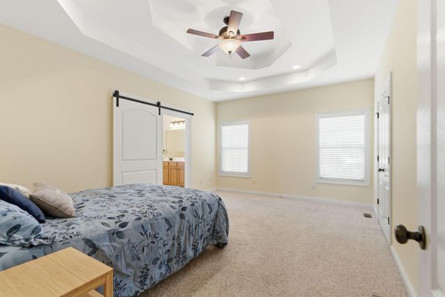 180 Lakeshore Circle, Georgetown, KY 40324