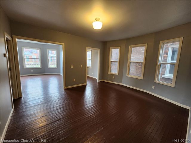 611 E Bethune Street, Detroit, MI 48202