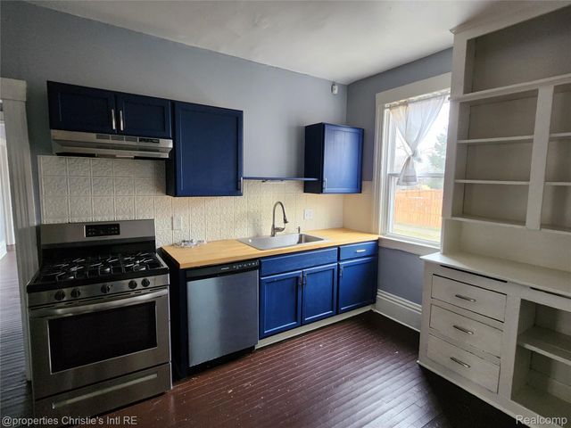 611 E Bethune Street, Detroit, MI 48202