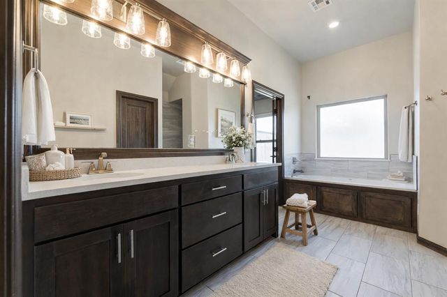 501 Bray Lane, Yukon, OK 73099