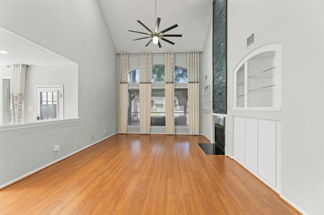 3231 Oak Cliff Lane, Missouri City, TX 77459