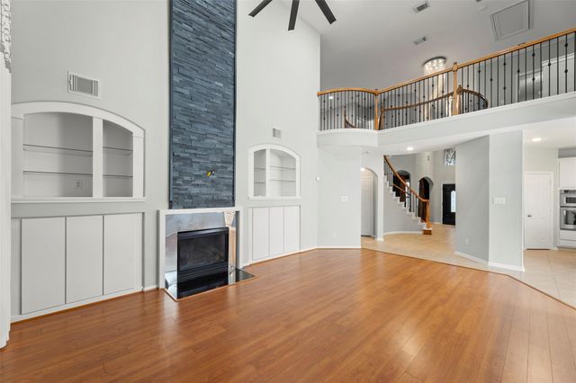 3231 Oak Cliff Lane, Missouri City, TX 77459