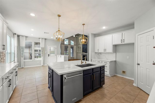 3231 Oak Cliff Lane, Missouri City, TX 77459