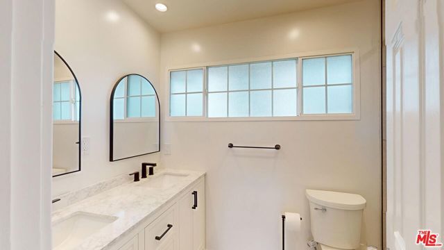 17155 Donmetz Street, Granada Hills (los Angeles), CA 91344