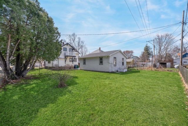 131 BISCHOFF STREET, Fond Du Lac, WI 54935