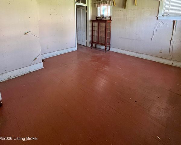 1041 Barret Ave, Louisville, KY 40204