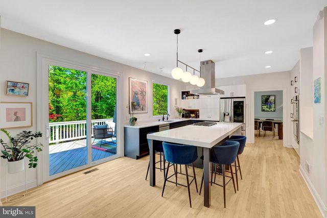 1926 POOLE LN, Mclean, VA 22101