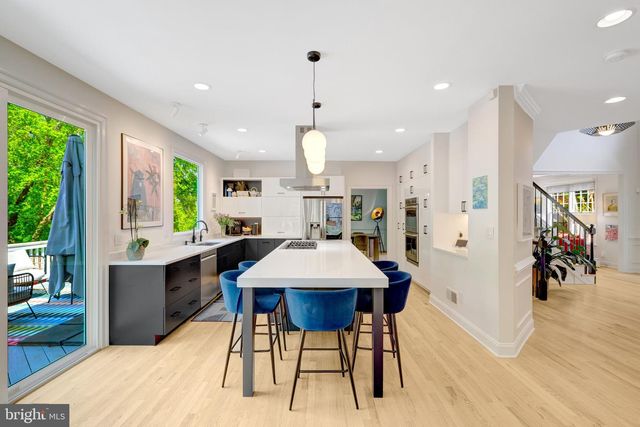 1926 POOLE LN, Mclean, VA 22101